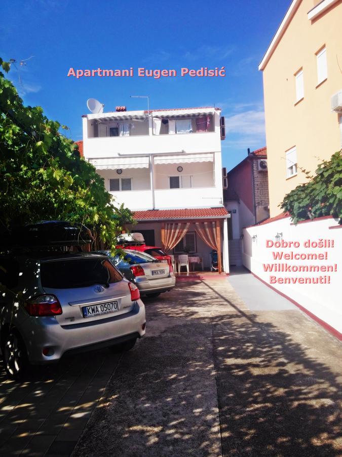 Apartments Eugen Pedisić Turanj Buitenkant foto